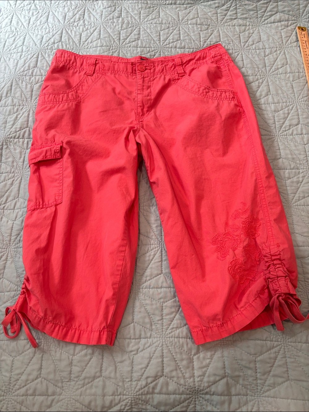 Faded Glory Cargo Capris with Drawstring hems